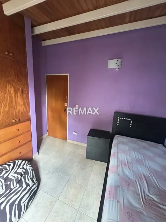 En alquiler habitación amoblada para dama, Urb. Los Samanes - 2