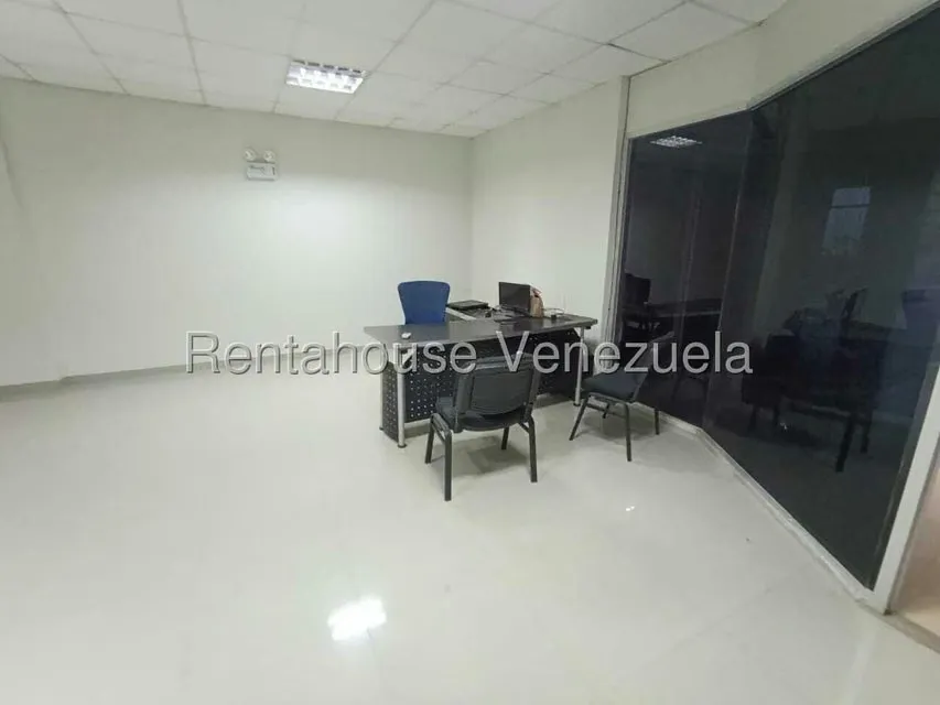Local Comercial en Alquiler en La Piedad Norte, Lara - 17
