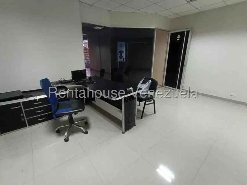 Local Comercial en Alquiler en La Piedad Norte, Lara - 2