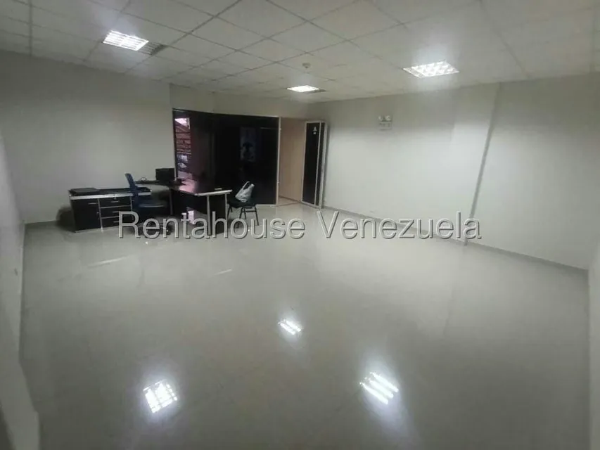 Local Comercial en Alquiler en La Piedad Norte, Lara - 23