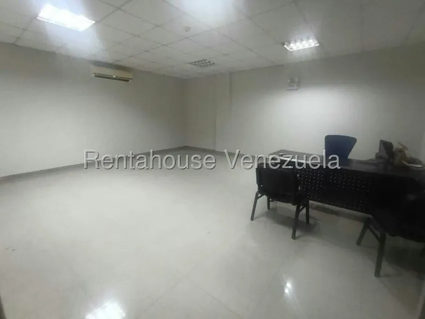 Local Comercial en Alquiler en La Piedad Norte, Lara - 25