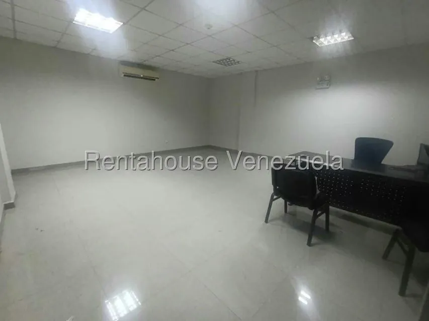 Local Comercial en Alquiler en La Piedad Norte, Lara - 28
