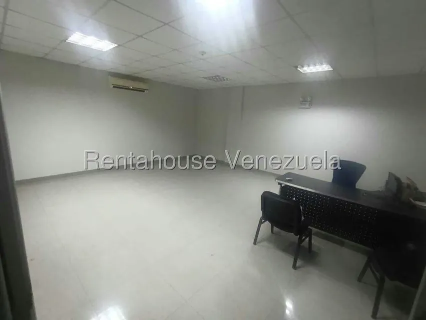 Local Comercial en Alquiler en La Piedad Norte, Lara - 29