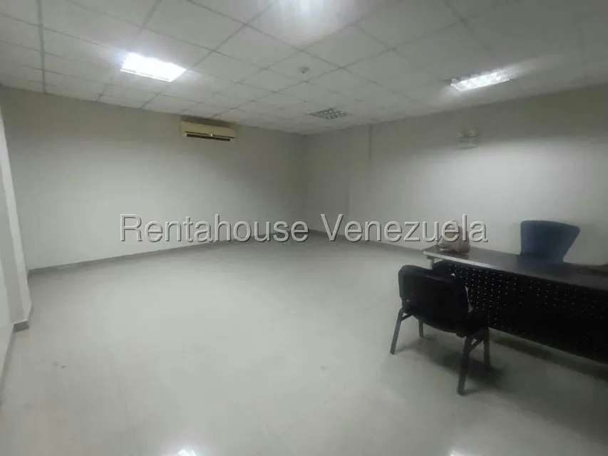 Local Comercial en Alquiler en La Piedad Norte, Lara - 30