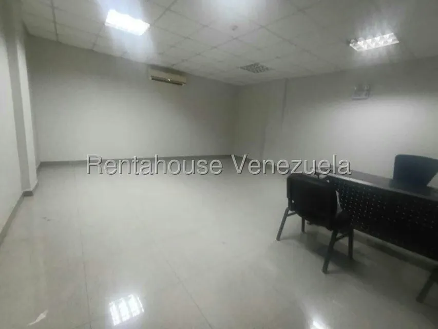 Local Comercial en Alquiler en La Piedad Norte, Lara - 31