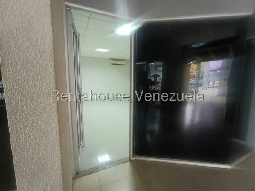 Local Comercial en Alquiler en La Piedad Norte, Lara - 34