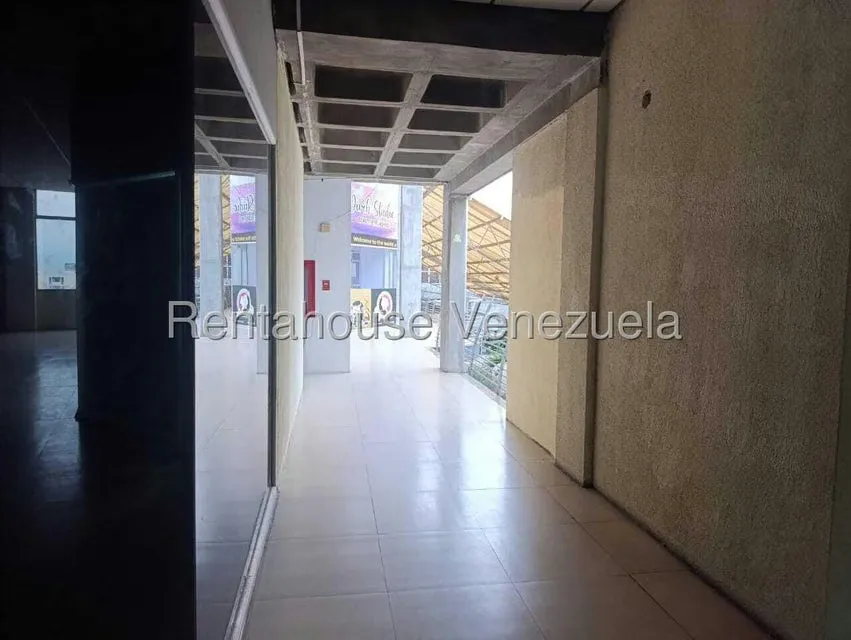 Local Comercial en Alquiler en La Piedad Norte, Lara - 35