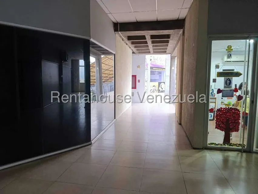 Local Comercial en Alquiler en La Piedad Norte, Lara - 38