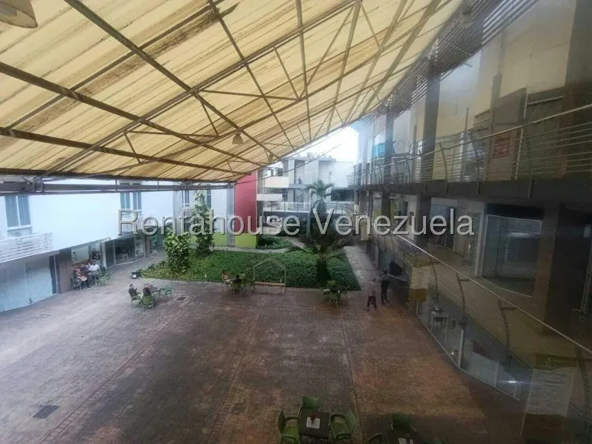 Local Comercial en Alquiler en La Piedad Norte, Lara - 39