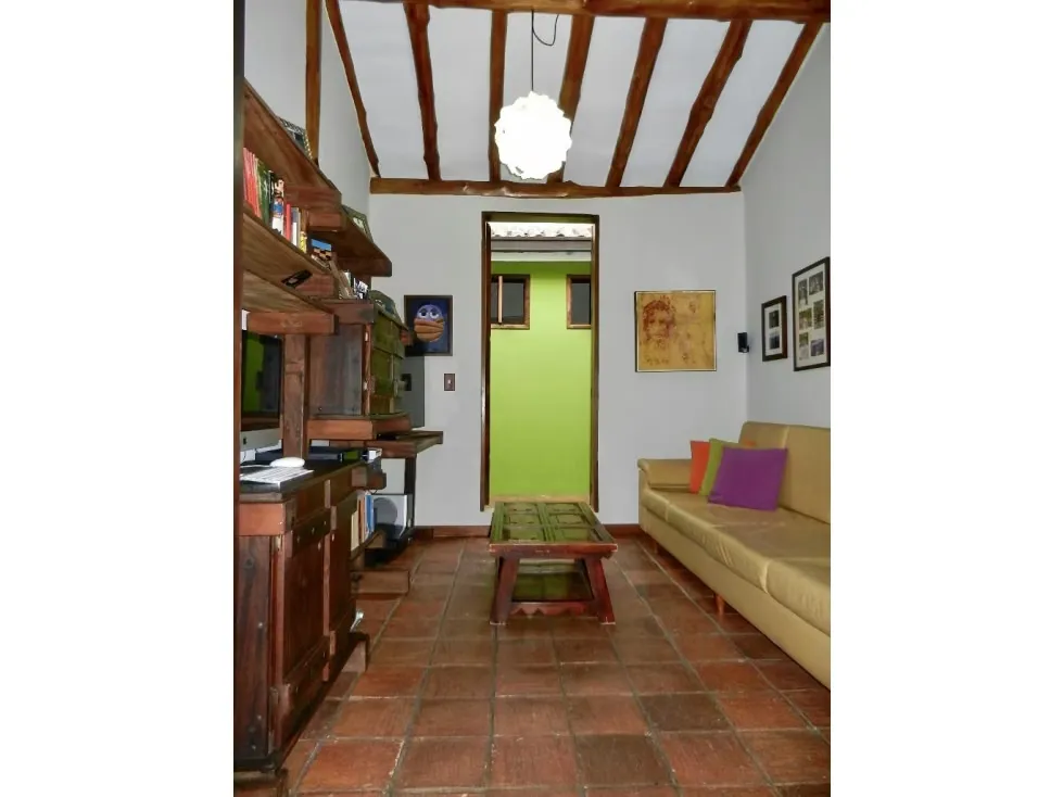 Se vende casa 330m2 La Unión 6861 - 8