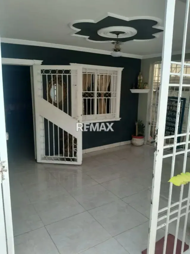 AMPLIA CASA EN VENTA EN SECTOR PANAMERICANO ZONA OESTE MARACAIBO - 14