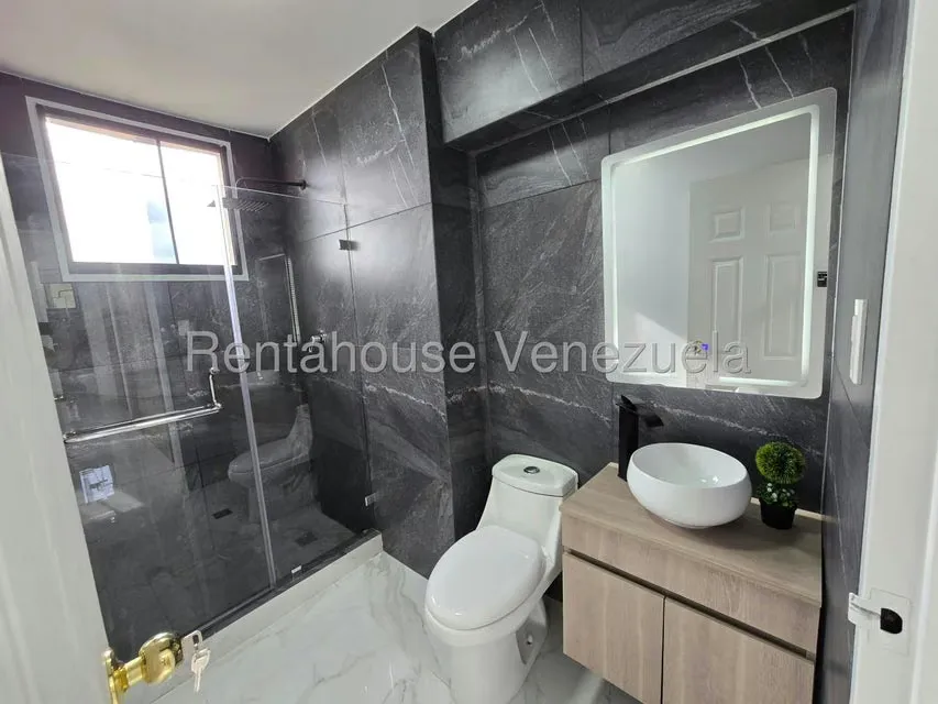 Apartamento (1 Nivel) en Venta en Santa Rosa de Lima, Distrito Metropolitano - 25