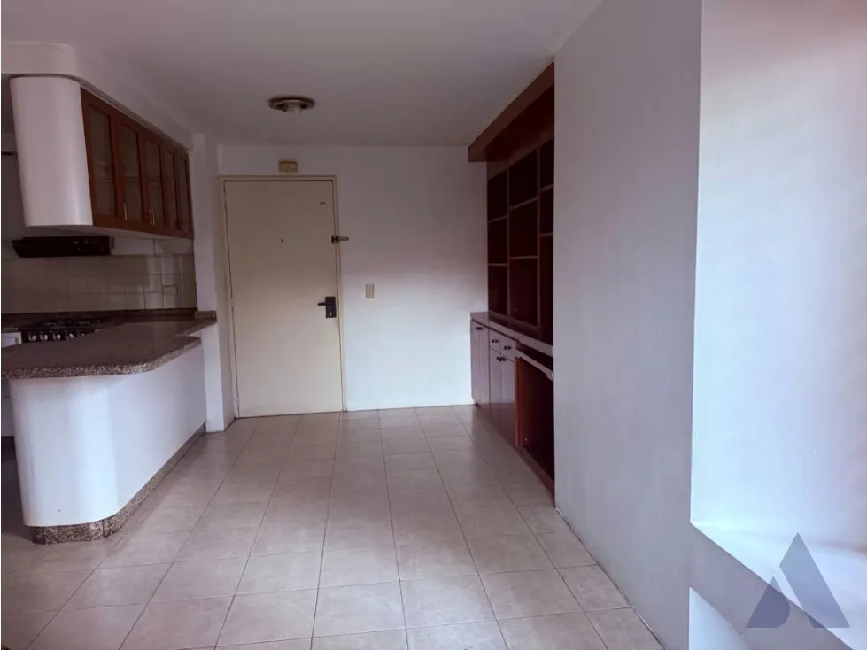 Alquilo apartamento 62m2 Sábana Grande 9616 - 11