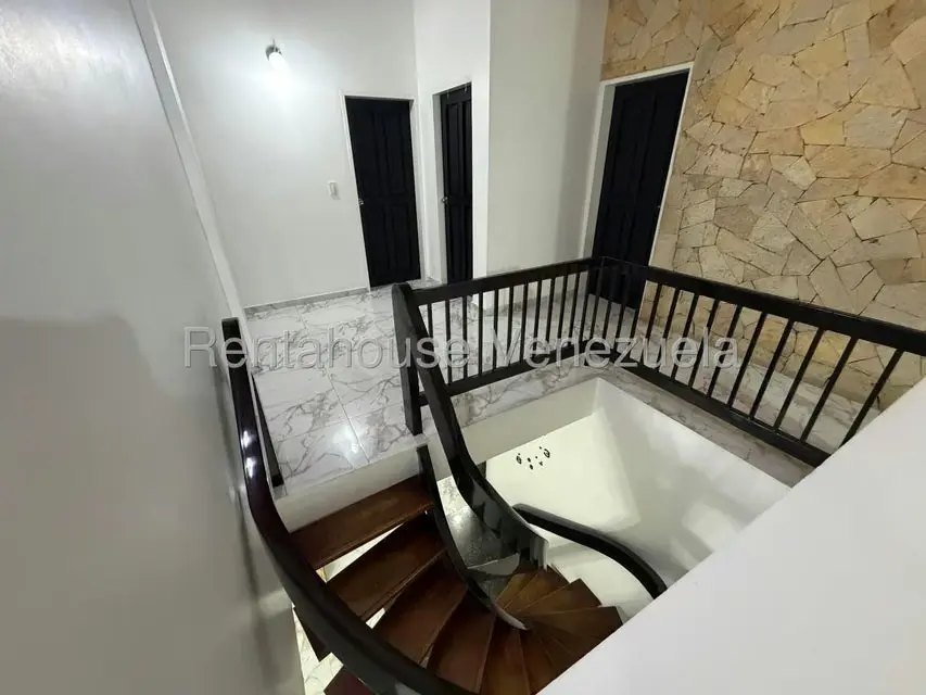 Casa (Duplex) en Venta en Turen, Portuguesa - 21