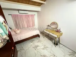 View 32