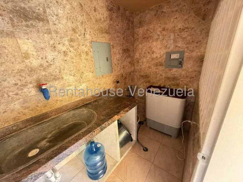 Casa (Duplex) en Venta en Turen, Portuguesa - 40