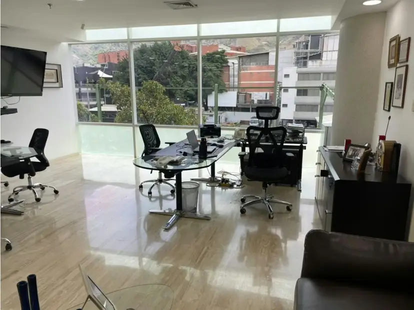 Se alquila Oficina 283m² 3b Boleíta Norte