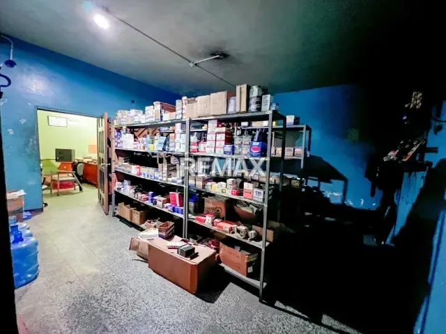 Galpón Comercial en venta en el Sector La Polar, Avenida Principal-San Francisco - 6