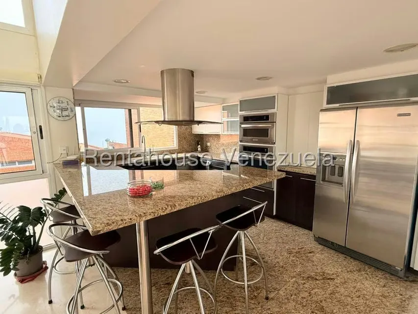 Townhouse (Multiples Niveles) en Venta en Loma Linda, Distrito Metropolitano - 16