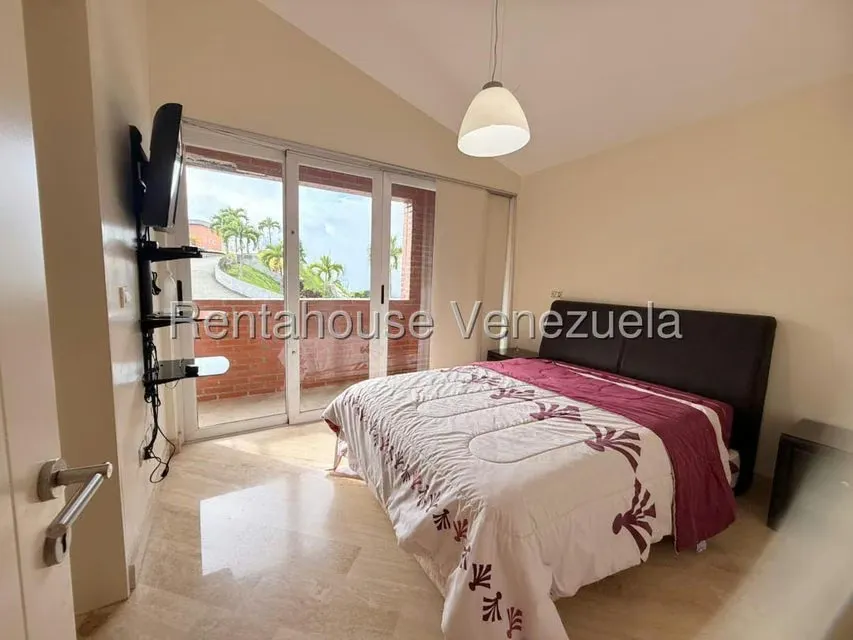 Townhouse (Multiples Niveles) en Venta en Loma Linda, Distrito Metropolitano - 22