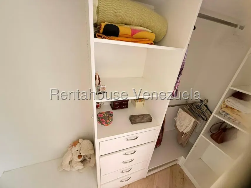 Townhouse (Multiples Niveles) en Venta en Loma Linda, Distrito Metropolitano - 31