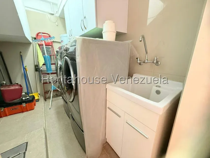 Townhouse (Multiples Niveles) en Venta en Loma Linda, Distrito Metropolitano - 43