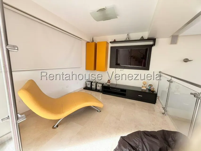Townhouse (Multiples Niveles) en Venta en Loma Linda, Distrito Metropolitano - 9