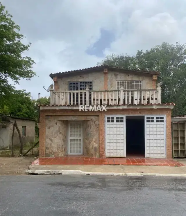 CASA EN PUEBLO NUEVO, ALTAGRACIA, ISLA DE MARGARITA