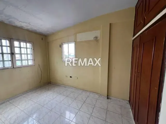 EDIFICIO COMERCIAL EN ALQUILER - 5