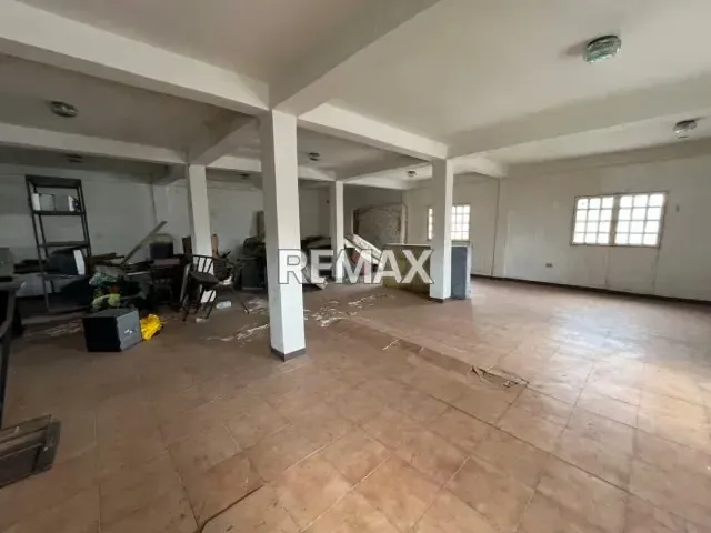 EDIFICIO COMERCIAL EN ALQUILER - 7