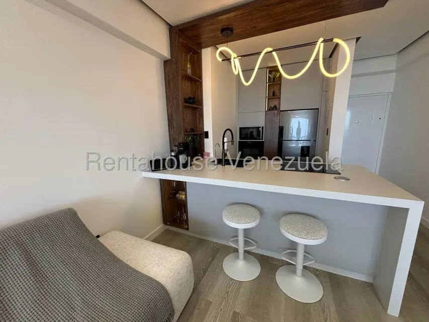 Apartamento (1 Nivel) en Venta en Avenida Bolivar, Nueva Esparta - 13