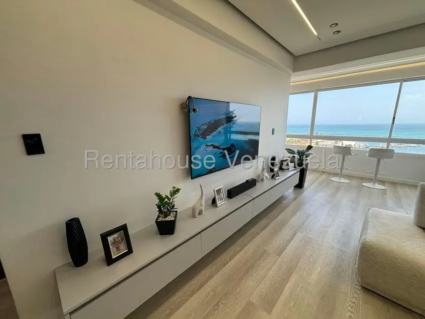 Apartamento (1 Nivel) en Venta en Avenida Bolivar, Nueva Esparta - 18