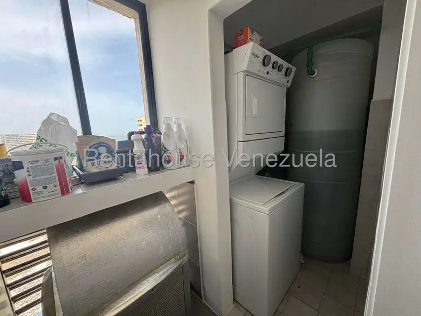 Apartamento (1 Nivel) en Venta en Avenida Bolivar, Nueva Esparta - 7