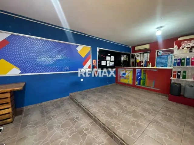 AUTOLAVADO Y TALLER CON GALPON EN VENTA, AVENIDA LOS HATICOS - 11