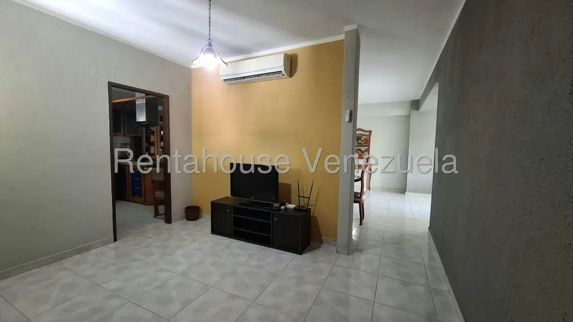 Apartamento (1 Nivel) en Alquiler en Los Mangos, Carabobo - 10