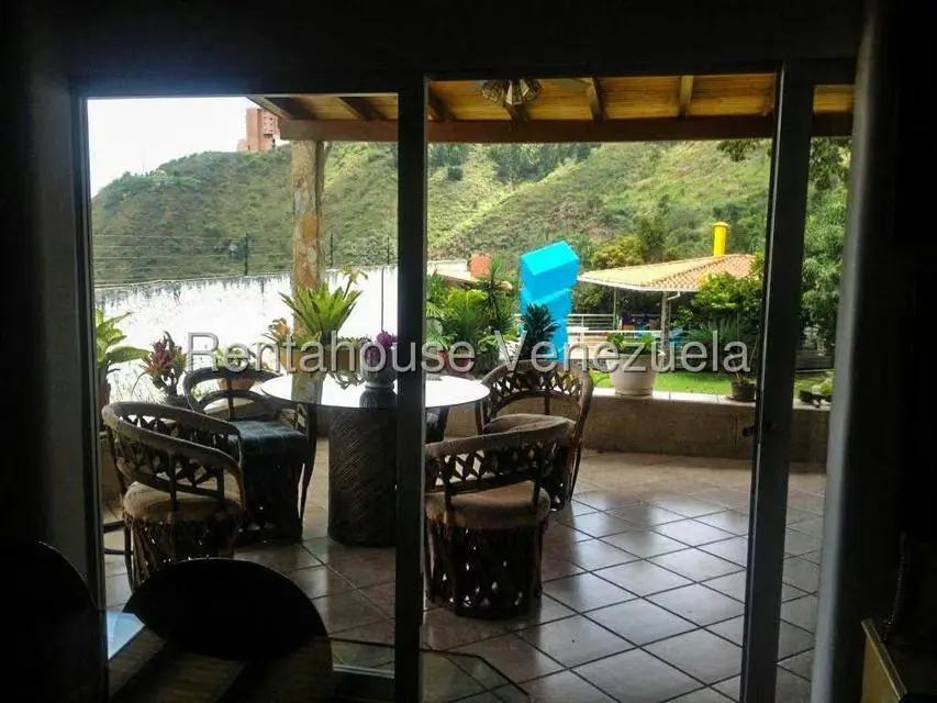 Casa (1 Nivel) en Venta en Lomas de La Lagunita, Distrito Metropolitano - 20