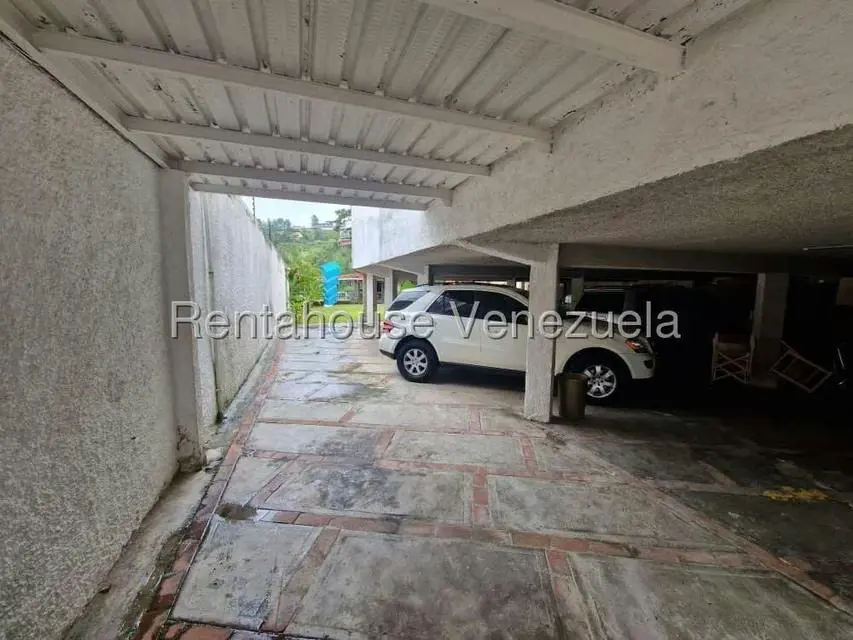 Casa (1 Nivel) en Venta en Lomas de La Lagunita, Distrito Metropolitano - 45