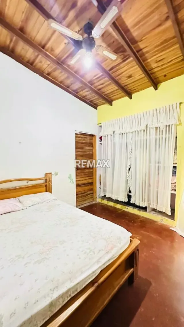 Se vende casa + Apartamento Adjunto+ terreno Ubicada en Lomas Blancas, Municipio Cardenas A pie de calle - 16