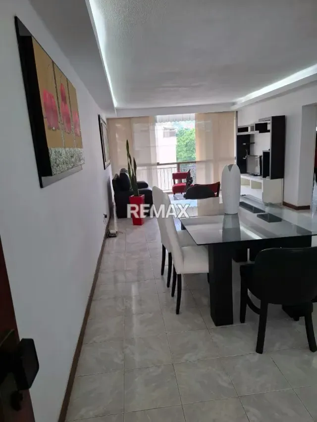 Alquiler Apartamento en Los Palos Grandes - 2