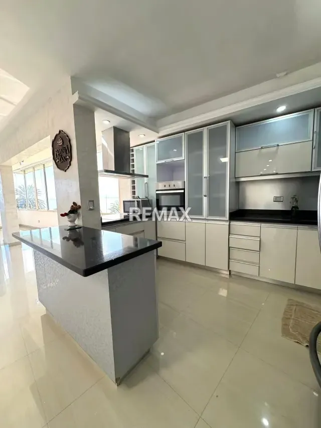 SE VENDE APARTAMENTO EN LECHERÍA FRENTE AL MAR CR COSTA DE PLATA - 8