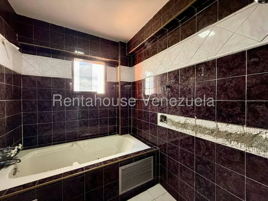 Apartamento (1 Nivel) en Venta en Del Este, Lara - 23