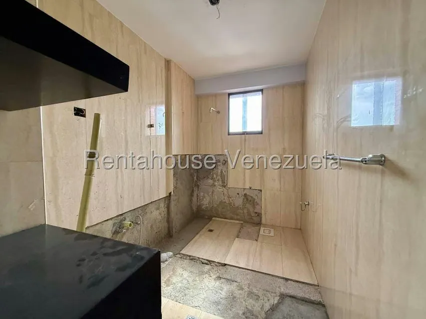 Apartamento (1 Nivel) en Venta en Del Este, Lara - 25