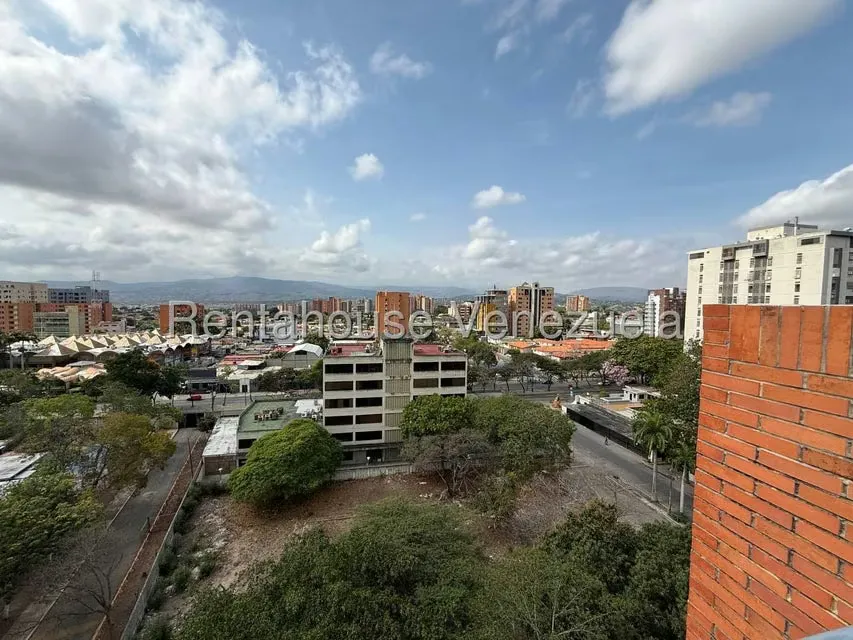 Apartamento (1 Nivel) en Venta en Del Este, Lara - 33