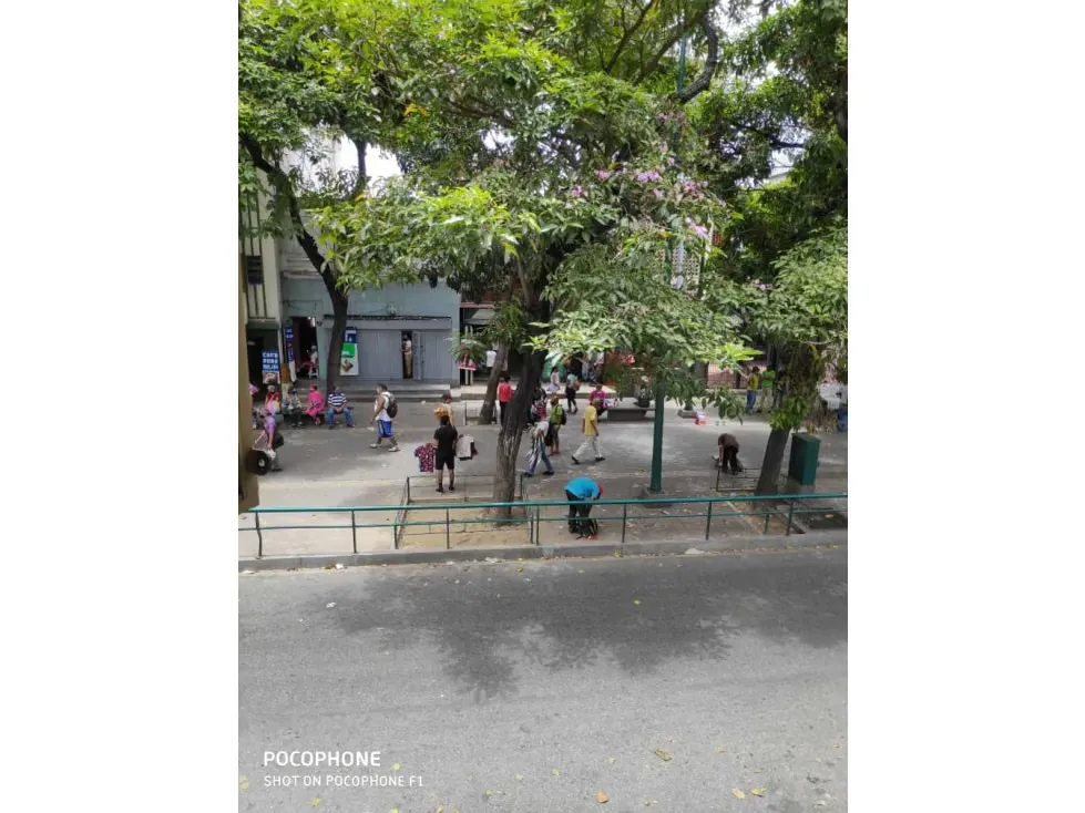 Alquilo edificio/local 542 m2 El Cementerio 8196 - 9