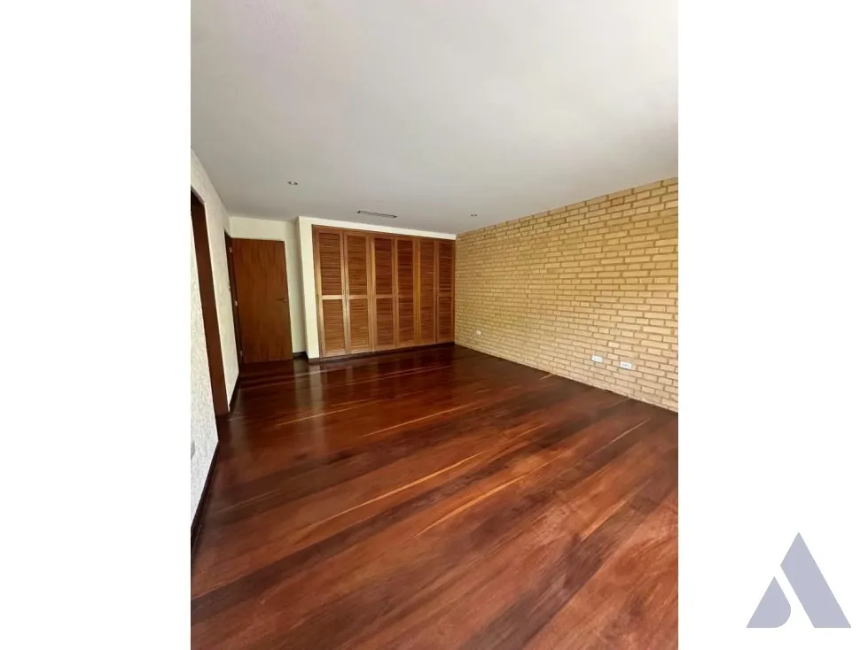 Vendo casa c/ jardines 560m2 Oripoto 3011 - 15