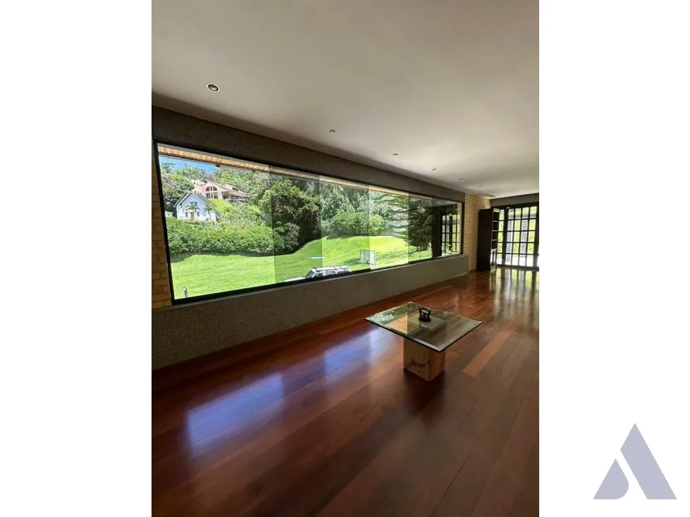 Vendo casa c/ jardines 560m2 Oripoto 3011 - 9