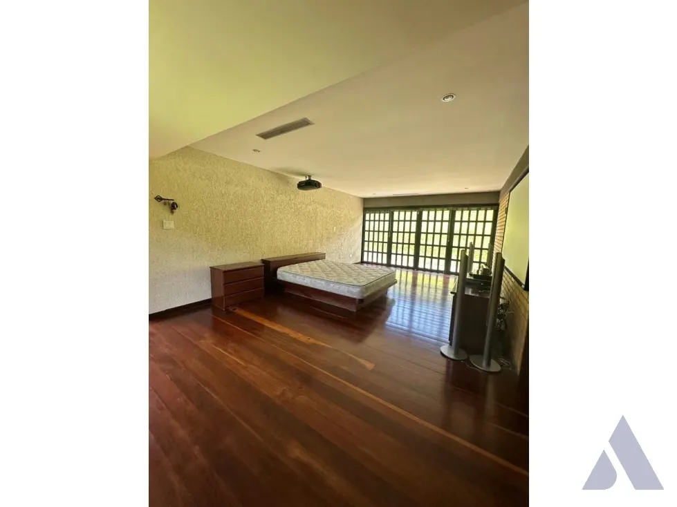 Vendo casa c/ jardines 560m2 Oripoto 3011 - 10