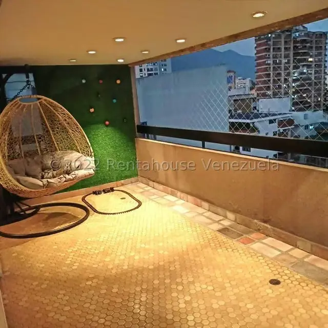 Apartamento (Penthouse) en Venta en La Florida, Distrito Metropolitano - 12