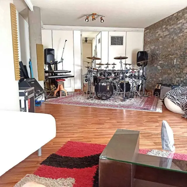 Apartamento (Penthouse) en Venta en La Florida, Distrito Metropolitano - 13