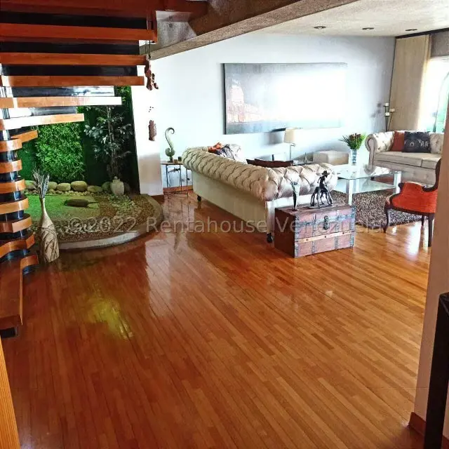 Apartamento (Penthouse) en Venta en La Florida, Distrito Metropolitano - 14